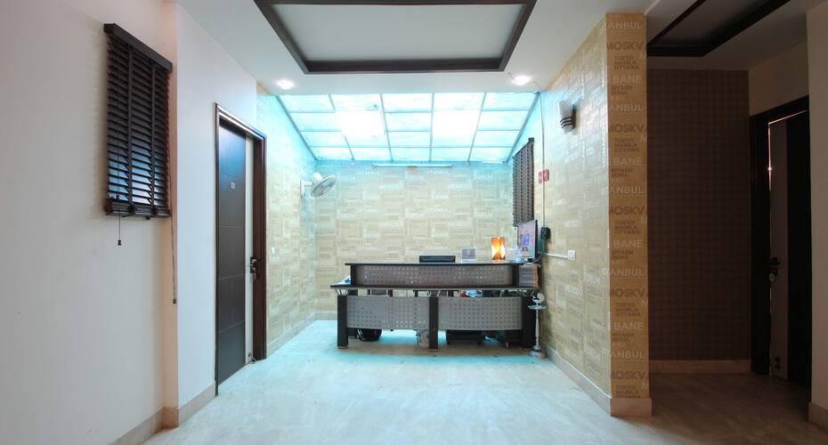 THE DELHI CLUB, Gurgaon 3